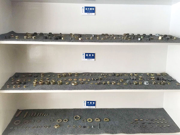 久久蜜桃精品一区二区三区综合网厂房环境